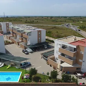 Apartment Village Nin Nin